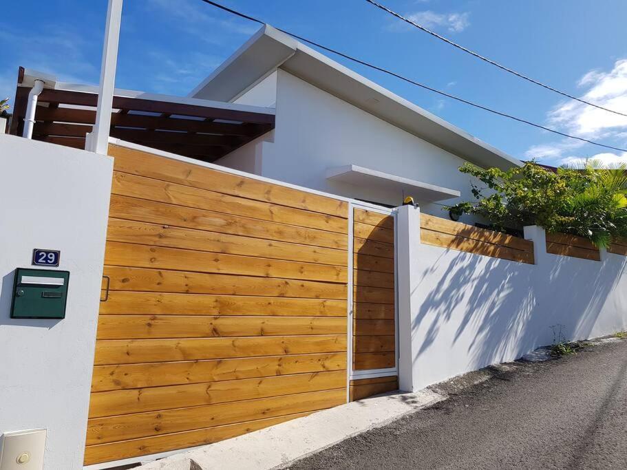 Case Terre Sainte - Maison Meublee F3 Exterior photo